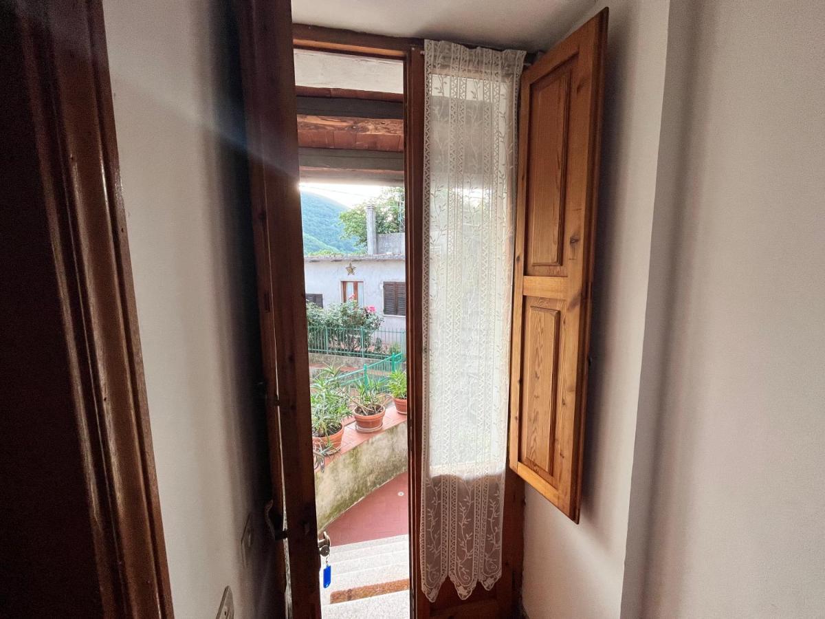 Appartamento A Valle San Martino Di Spoleto Exterior foto